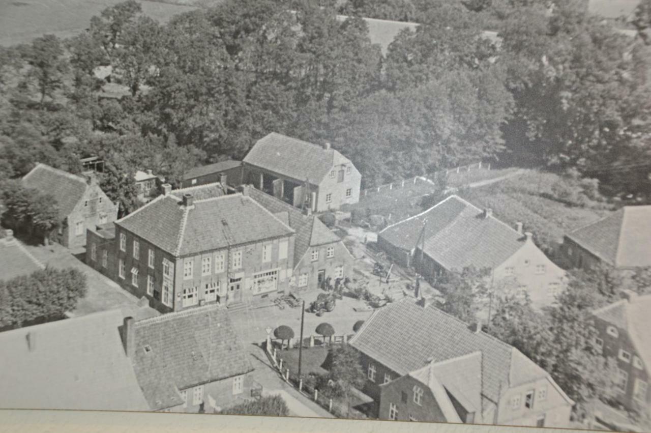 Hotel Zum Grossen Krug Wirdum Экстерьер фото
